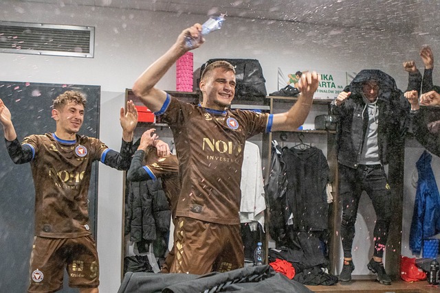 本场比赛也 本场比赛也